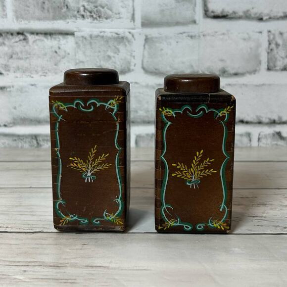 Vintage Wood Pecker Wooden Salt and Pepper Shaker Square Rectangle Painted MCM - Picture 1 of 5